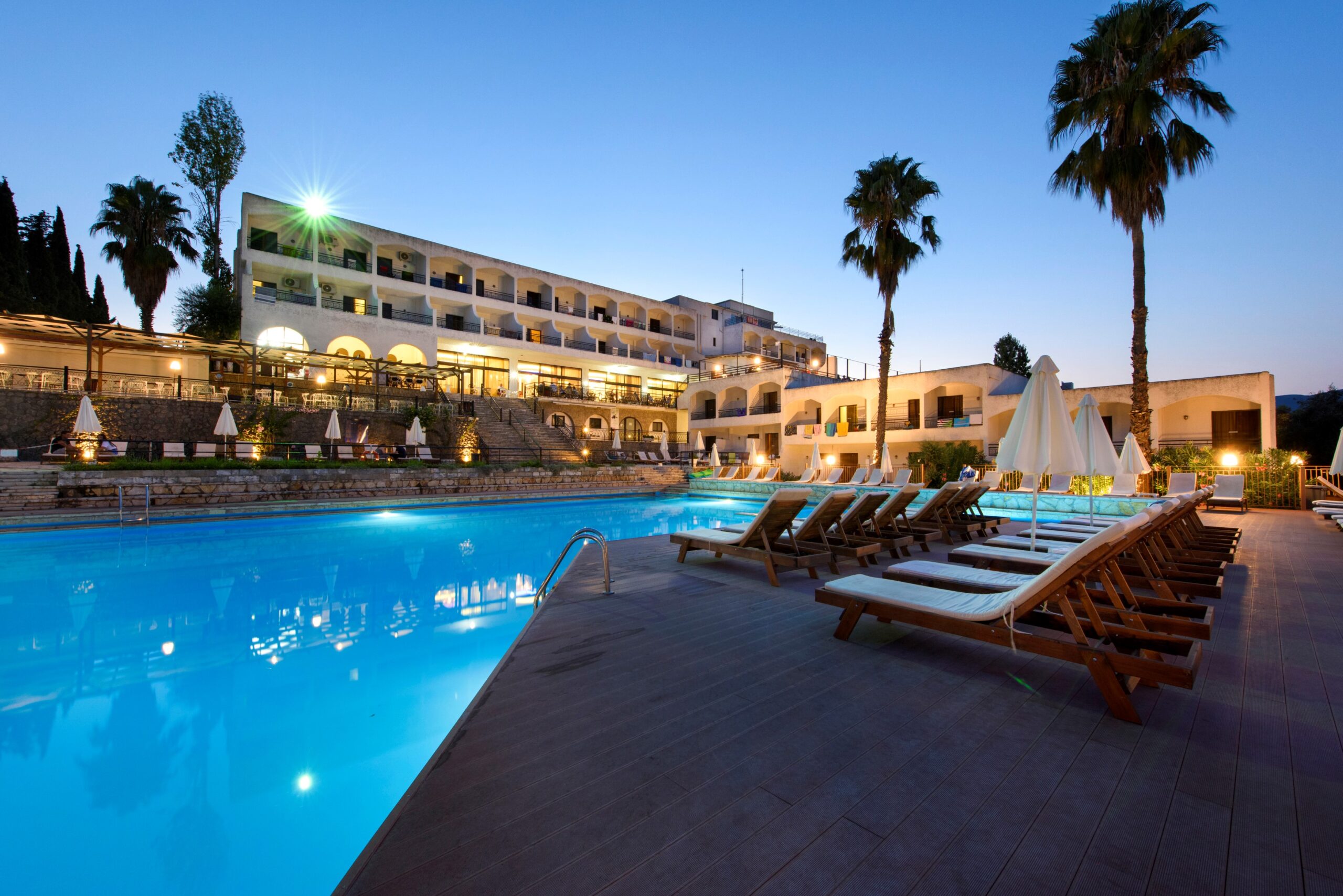 Hotel Pool_Magna Graecia Hotel (11)