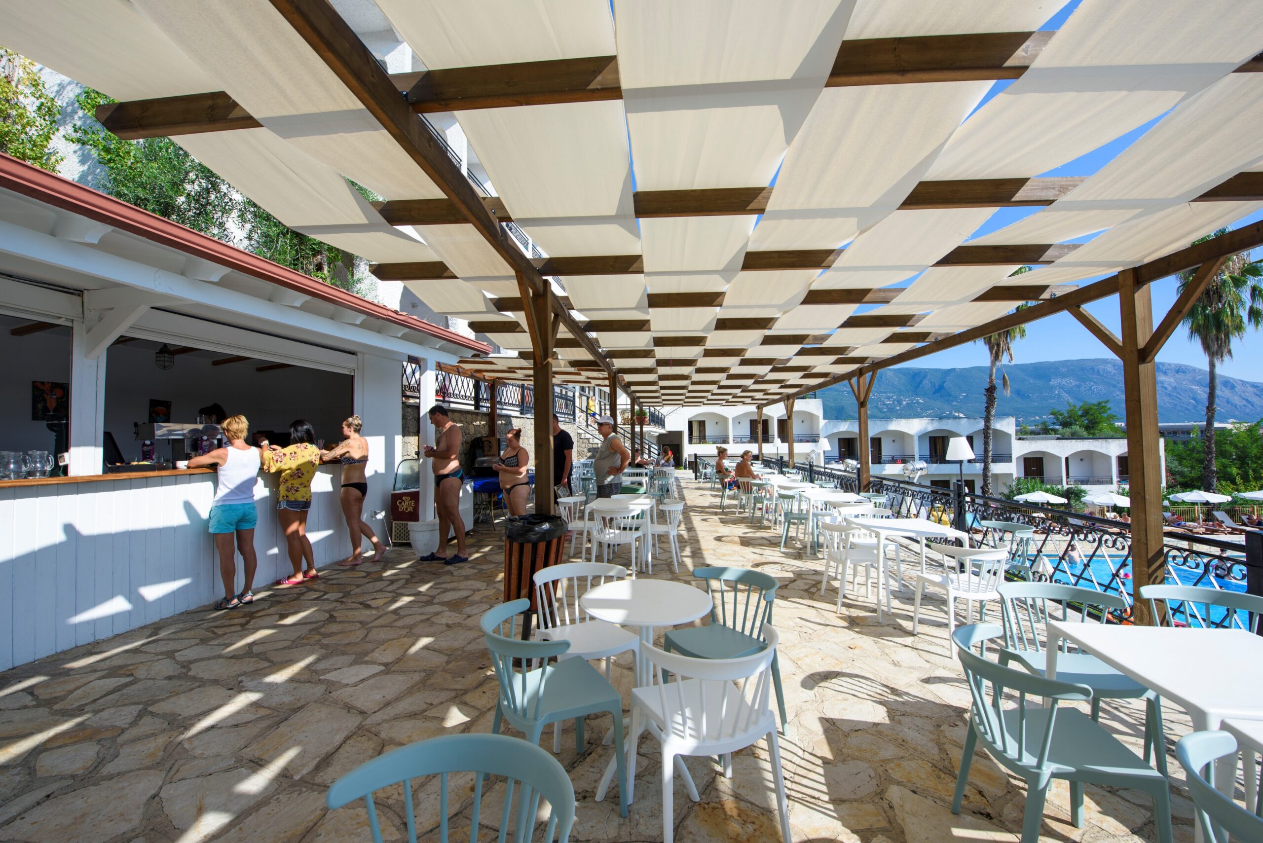 Pool Bar -Restaurant_Magna Graecia Hotel (2)